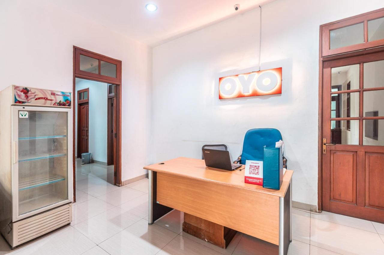 Oyo 1990 Kost Kuningan Executive Boading House Setiabudi Джакарта Экстерьер фото