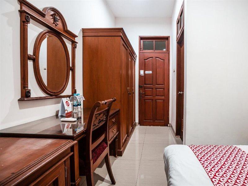 Oyo 1990 Kost Kuningan Executive Boading House Setiabudi Джакарта Экстерьер фото