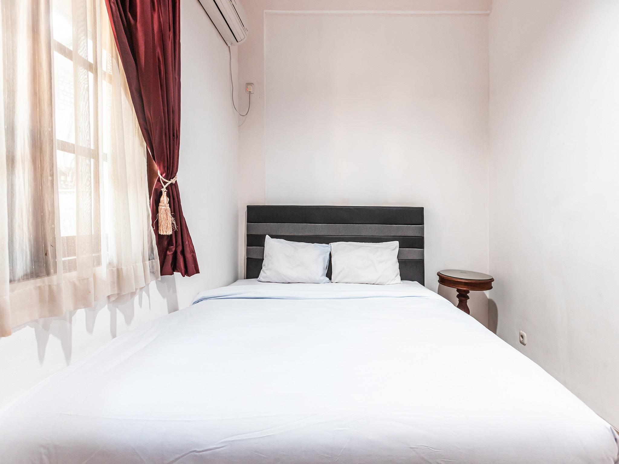 Oyo 1990 Kost Kuningan Executive Boading House Setiabudi Джакарта Экстерьер фото
